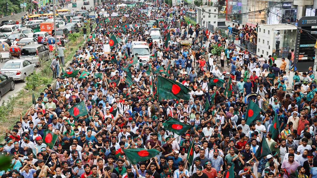 Bangladeshi students rally to mark Hasina's fall